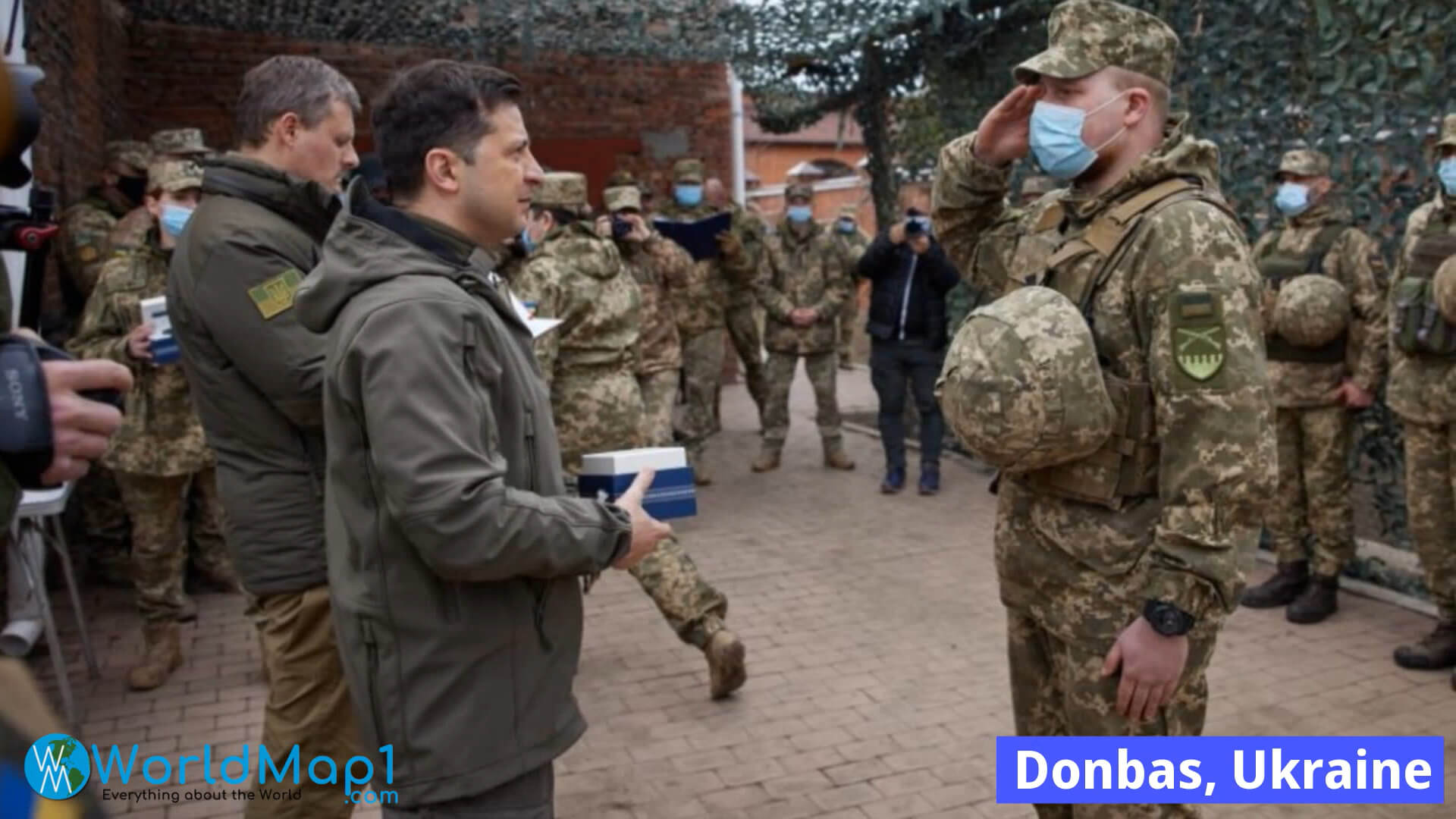 Volodimir Zelenski dans Donbas